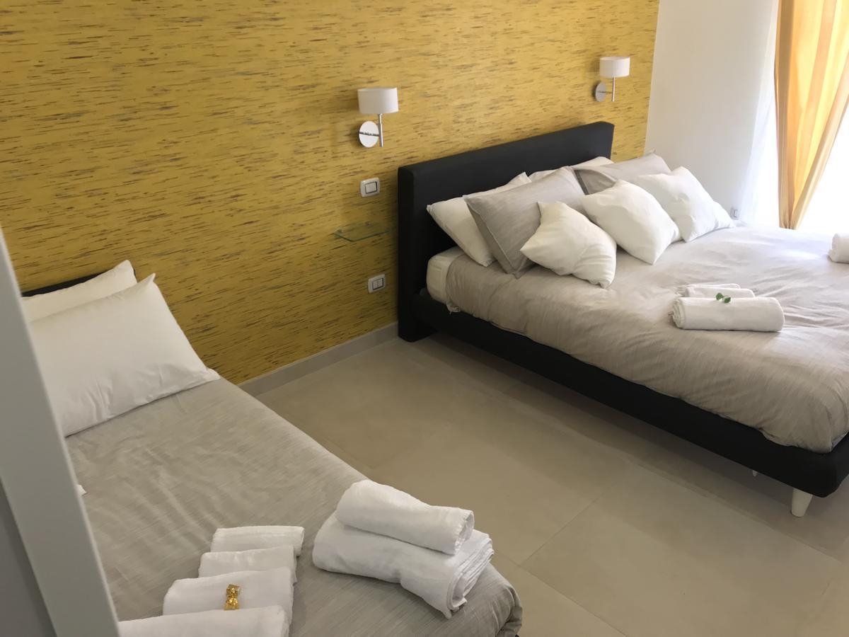 Terrazza Aragon Room And Spa Napoli Eksteriør bilde