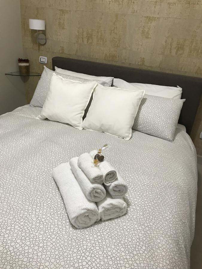 Terrazza Aragon Room And Spa Napoli Eksteriør bilde